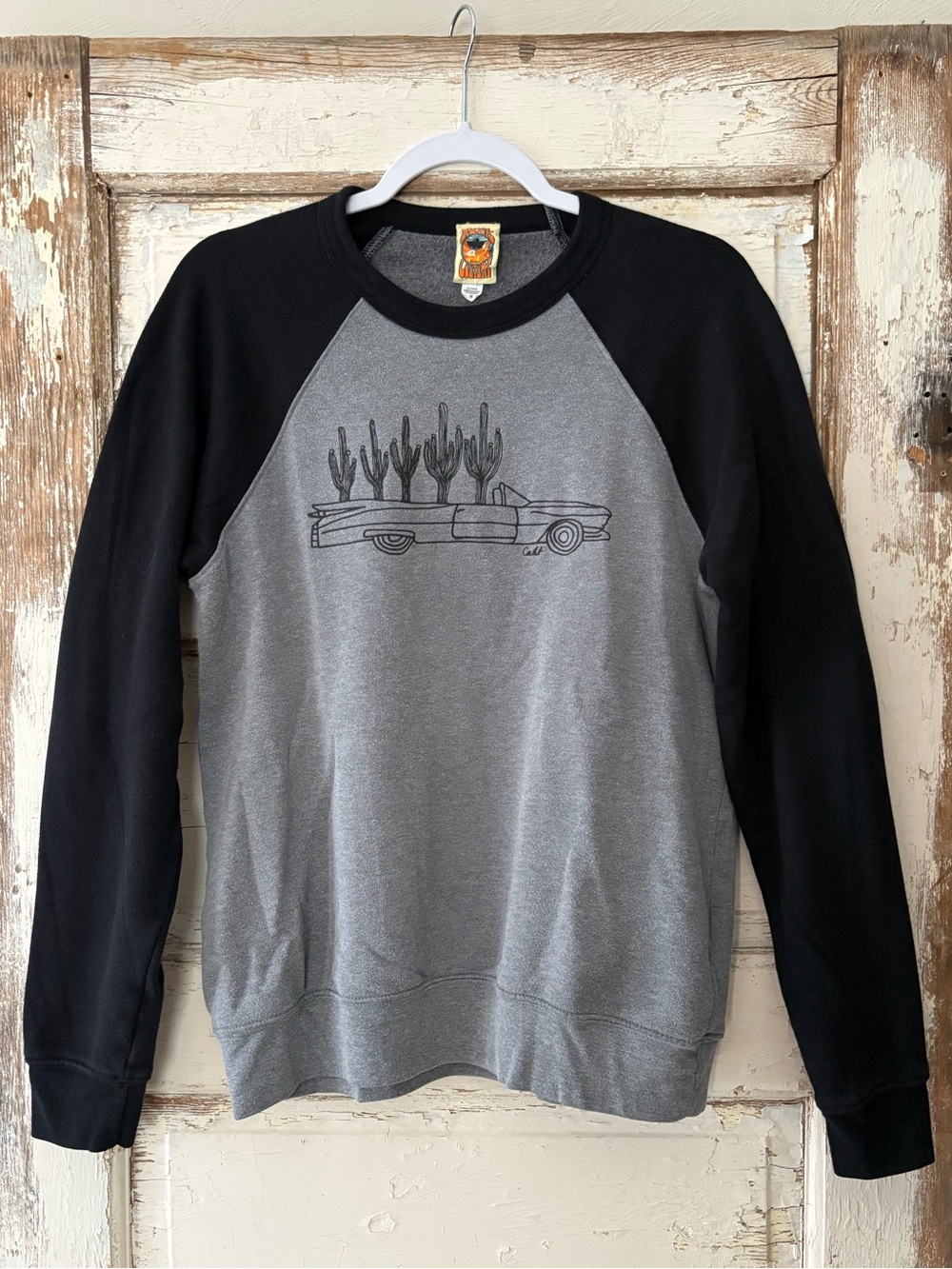 Classic Rock Couture Black and Gray Cadillac with Cactus Sweatshirt Sz Med EUC